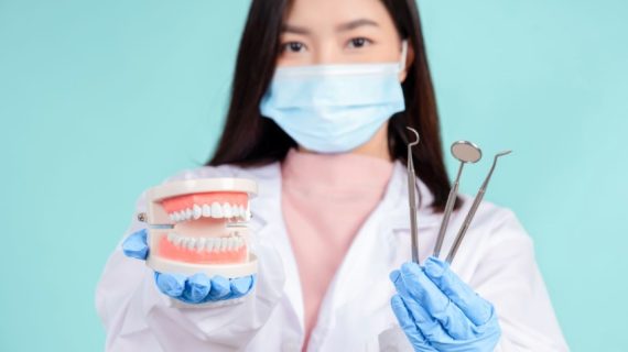 Perawatan Veneer di Dokter Gigi, Apa Itu? Ini Tujuan, Manfaat, dan Prosedurnya