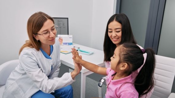 Apa Saja yang Bisa Ditangani Dokter Umum 24 Jam? Ini Jawabannya