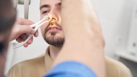 Jenis dan Gejala Sinusitis, Kapan Harus ke Dokter THT?