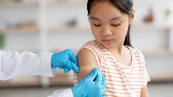 Imunisasi Kejar, Solusi Tepat Jadwal Vaksinasi yang Terlewat! Yuk, Konsultasi ke Dokter Anak Bandung!