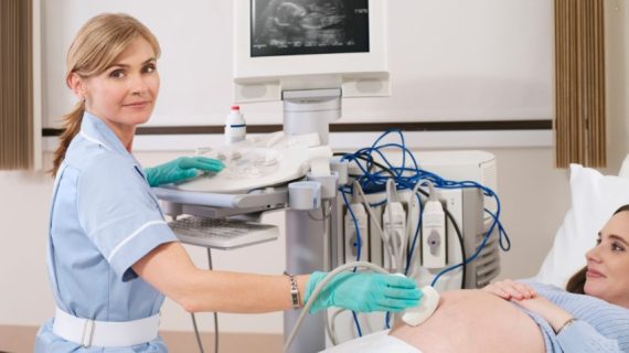 Manfaat USG 4D untuk Kehamilan Risiko Tinggi, Apa Saja?