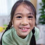 Gigi Anak Tumbuh Maju? Jangan Panik, Ini Solusinya!