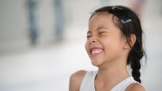 Apa Pengaruh Empeng pada Pertumbuhan Gigi Anak? Orang Tua Wajib Simak!